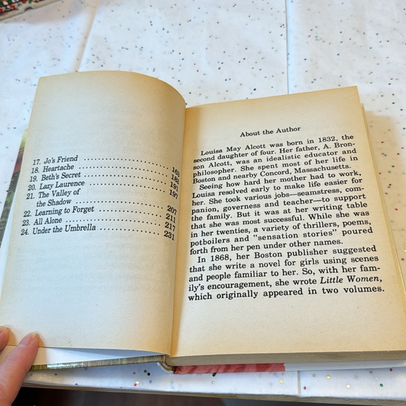 ⛱️2/$5⛱️Little Women, Great Illustrated Classics, hardcover , erased … - Picture 8 of 9